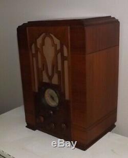 Gorgeous Wooden Rare Zenith Tube Radio Ser K269376 Model 807