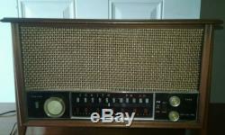 MINT Antique Vintage ZENITH K731 Wood Old MCM DECO Tube Radio Works Perfect