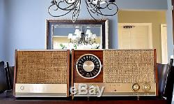 MINT RESTORED Antique Zenith Vintage MJ1035 Wood MCM Tube Radio Works Perfect