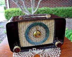 MINT Restored Antique ZENITH G615 Vintage Old Tube BAKELITE Radio Works Perfect