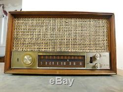 Mid Century'68 Zenith T350 Tube AM/FM Tabletop Radio Long Distance Strong Sound