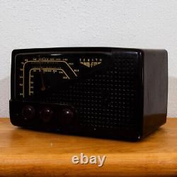 Mid Century Modern Radio Zenith Radio Tube Armstrong System AM-FM R721 Bakelite