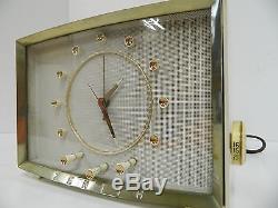 Mid Century Zenith Clock-Radio Model Z-524