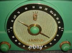 NEAR MINT ANTIQUE VINTAGE BAKELITE 1950's ZENITH AM FM TUBE RADIO WORKS
