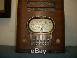 Nice 5S327 Zenith Wood Tombstone Gold Racetrack Dial BC/SW Radio 1938