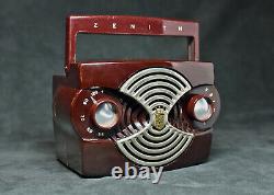 Nice Little Zenith K412-r Owl Eyes Bakelite Radio Great Case And Handle