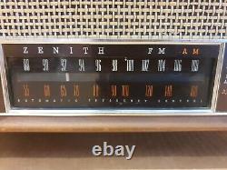 ORIGINAL Zenith S-58040 T2542 Tube Radio in Wooden Cabinet TESTED WORKING