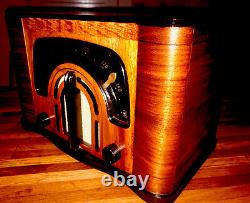 Old Antique Wood Radio1942 ZENITH Vintage RESTORED With BOSE BLUETOOTH & VASE