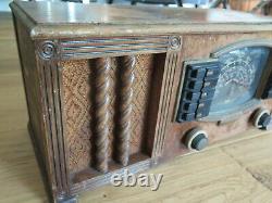 Old Antique Wood Zenith Vintage Tube Radio Art Deco Period