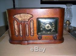 Old Antique Wood Zenith Vintage Tube Radio Mod. 6D620 Working Art Deco Black Dial