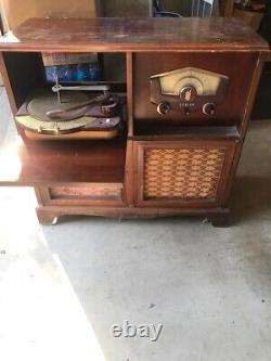 Parting Out Vintage Zenith 8H20Z Tube Stereo- Radio only for sale NOT TESTED