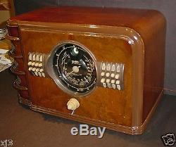 RARE 1939 Zenith 9S324 Shutter Dial 3-Band Table Model Tube Radio - WORKING