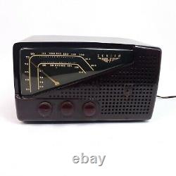 Rare Vintage Zenith 7H921-Z AM/FM Tube Radio Armstrong System Bakelite Tabletop