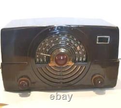 Rare Vintage Zenith America Vacuum tube radio type 7H520 made in USA