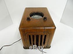 Rare Zenith Radio Model 5R236