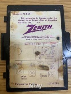 Rare Zenith Royal 500 AM dedicated analog transistor radio