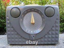 Rare Zenith radio VINTAGE PORTABLE H401G tube NICE & THE ONLY ONE LISTED