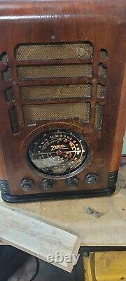 Rare collectable Antique 1937 Zenith Model 5S-127 Blackdial radio