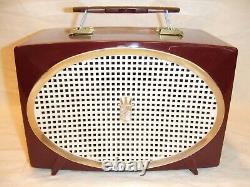 Restored Red 1955 Vintage Zenith Model Y513 Antique Tube Working AM Radio