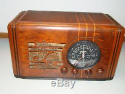 Selling my entire Tube Radio Collection This one is Zenith 5-S-119 Collectible