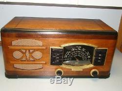 Selling my entire Tube Radio Collection This one is Zenith 6D638 Collectible