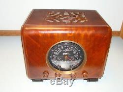 Selling my entire Tube Radio Collection This one is Zenith 6-S-222 Collectible