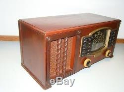 Selling my entire Tube Radio Collection This one is Zenith 7S634 Collectible