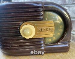 Sweet 1938 ZENITH Budlong model 6D311 Bakelite Tube Radio LOOKS WORKS GREAT