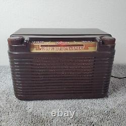 Travler 5061 Tube Radio AM Tabletop Bakelite Mid Century MCM Trav-ler Works