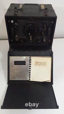 US WW2 1943 ZENITH TUBE FREQUENCY METER SCR-211-AC With Original Manual HEADSET
