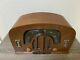 VINTAGE 1940s ZENITH ANTIQUE OLD BOOMERANG DIAL WOOD CABINET TUBE RADIO