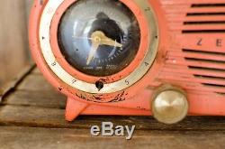 VINTAGE 1950s OLD ZENITH CORAL MID CENTURY MODERN ANTIQUE CLOCK TUBE RADIO