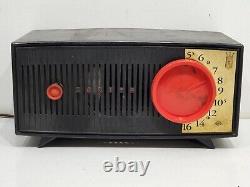 VINTAGE Zenith Model B510Y Table Tube Radio Mid Century Modern Black Red