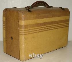 Very Nice 1941 Zenith 6G601M Suitcase Sailboat Motif Vacuum Tube Antique Radio