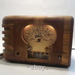 Vintage 1939 Zenith 5-S-319 Antique Art-Deco Tube Radio Powers On