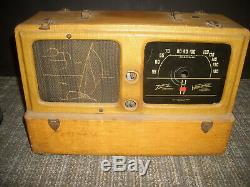 Vintage 1940s ZENITH Long Distance Radio Wavemagnet tube amp