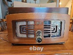 Vintage 1949 Zenith 5R086 Tube Radio and Record Player 5C02 Chassis