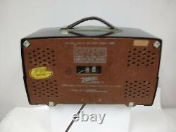 Vintage 1950's Zenith H725 Bakelite Tube FM Radio WORKS READ