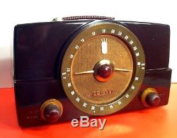 Vintage 1950's Zenith Model G725 AM/FM Tube Radio Still Works! Nice READ LOOK