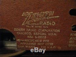 Vintage 1950's Zenith Tube Clock Radio J616 Walnut Art Deco MID Century Nice