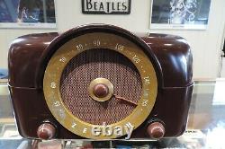 Vintage 1951 WorkingZenith Bakelite COBRA-MATIC Tube Radio Phonograph H664