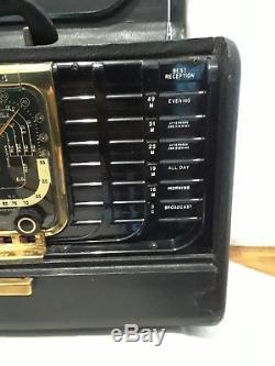 Vintage 1951 Zenith Trans Oceanic Completely Portable Radio Very Nice