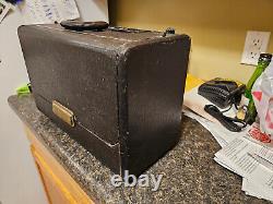 Vintage 1954 1955 zenith l600 6l40 trans-oceanic portable tube radio