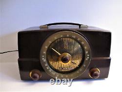 Vintage 1956 Zenith Bakelite AM/FM Radio S-23168 Tube Radio L@@K