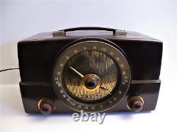 Vintage 1956 Zenith Bakelite AM/FM Radio S-23168 Tube Radio L@@K
