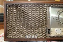 Vintage 1959 ZENITH 7 Tube Radio Model M730 AM/FM Wood Cabinet Mid Century