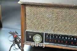 Vintage 1959 Zenith K731 Tube Radio #1185