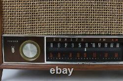 Vintage 1960's Zenith Model S-58040 Wood Body AM/FM Tube Radio USA Works