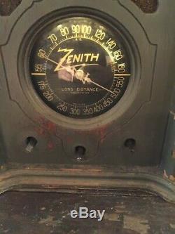 Vintage 30s/40s Zenith Table Top Farmhouse Long Distance Tube Radio Cool Paint