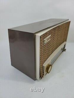 Vintage 50's Zenith Tube AM/FM Radio Model K725 Bakelite Case Works Some Repair